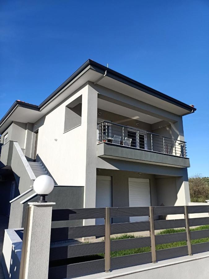 Paparouna Nikiti  Exterior photo